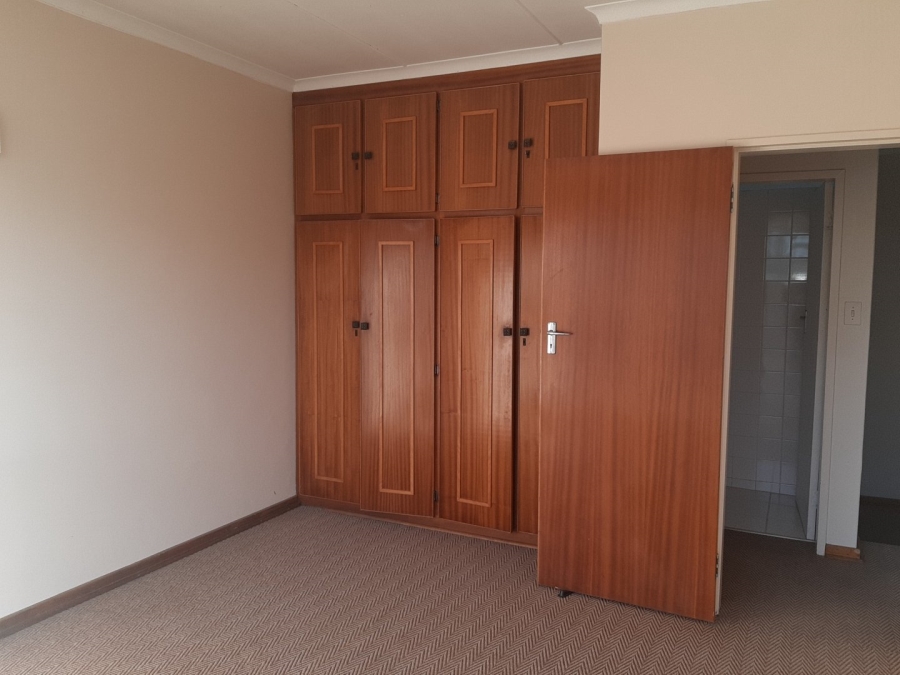 To Let 4 Bedroom Property for Rent in Suidrand Free State